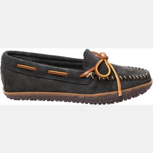 Minnetonka Women's Tie Tread Loafers