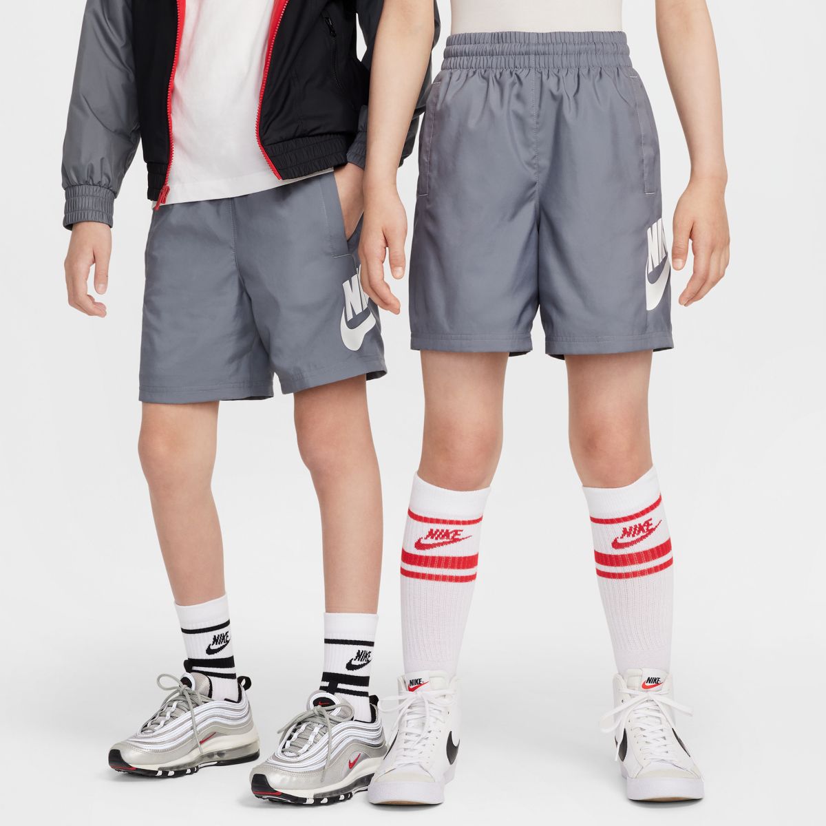 Nike Kids' Sportswear Club Woven 6" Short