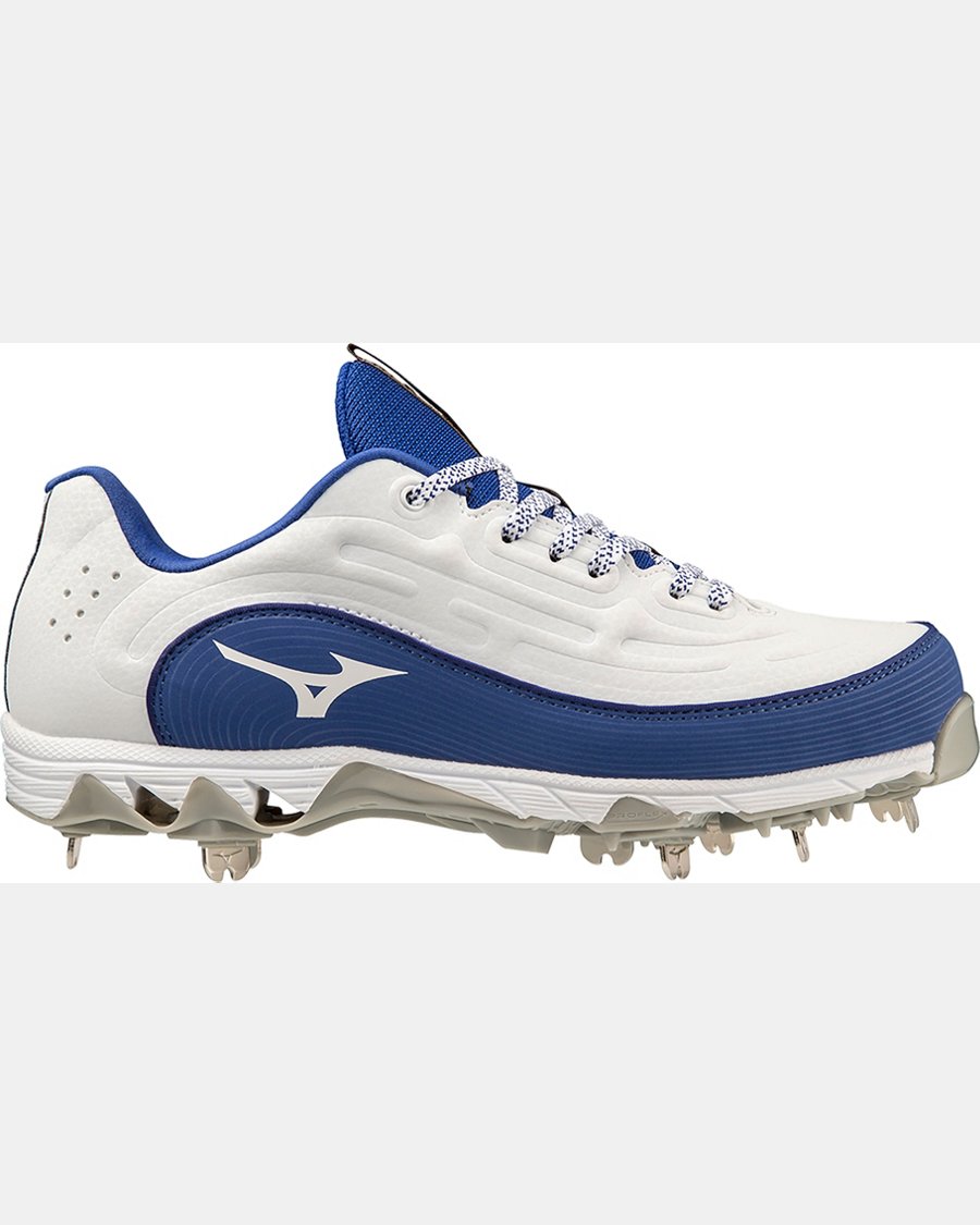 Mizuno Women's 9-Spike Swift 8 Metal Fastpitch Softball Cleats - Image 2