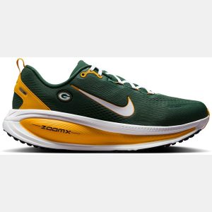 Nike Vomero 18 Packers Running Shoes