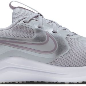 Nike Kids' Grade School Cosmic Runner Shoes