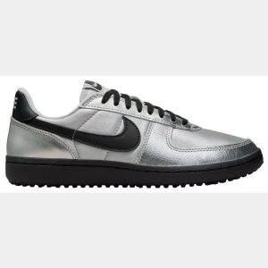 Nike Women's Field General Shoes