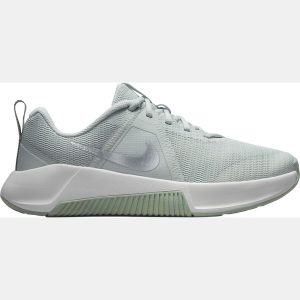 Nike Women's MC Trainer 3 Shoes