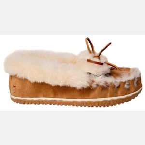 Minnetonka Women's Ultimate Sheepskin Slippers