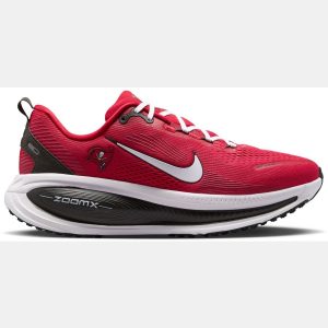 Nike Vomero 18 Bucaneers Running Shoes